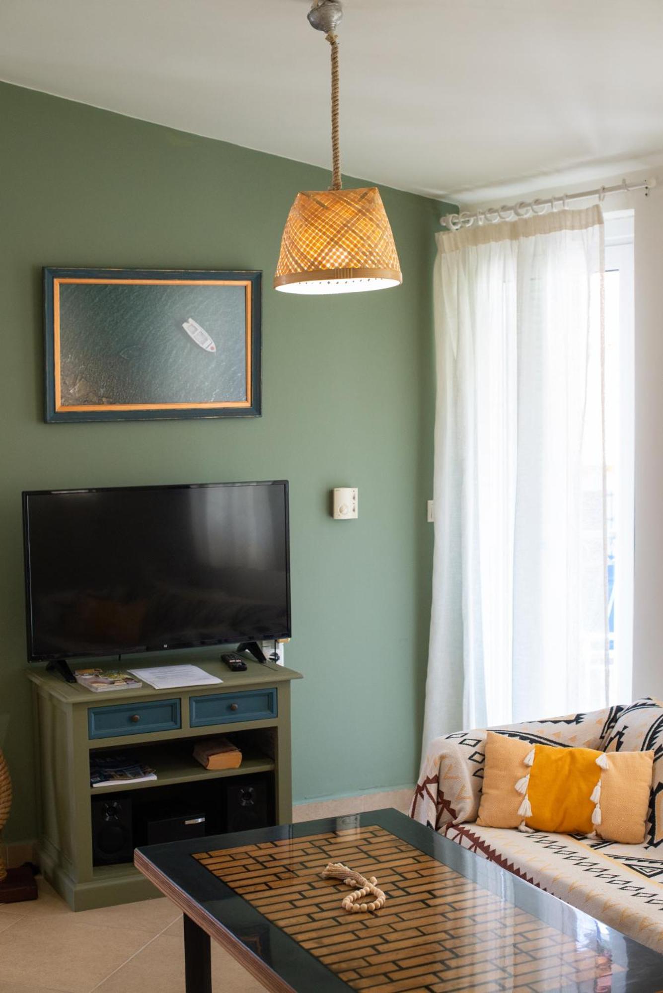 Nadia'S Place Порос Экстерьер фото